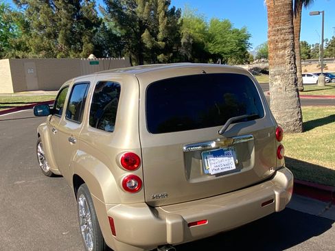 Used 2006 Chevrolet HHR LT w/ Preferred Equipment Group image 12