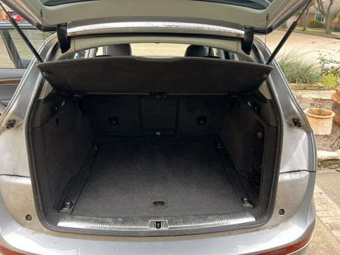 Used 2017 Audi Q5 2.0T Premium Plus w/ Technology Package image 12