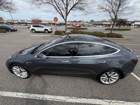 Used 2020 Tesla Model 3 Long Range image 10