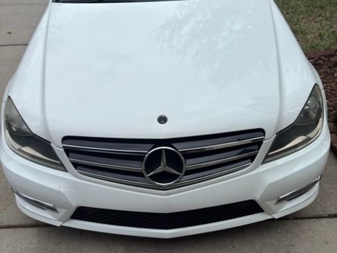 Used 2014 Mercedes-Benz C 250 Sedan image 4