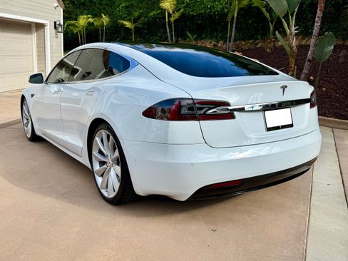 Used 2016 Tesla Model S 75D image 5