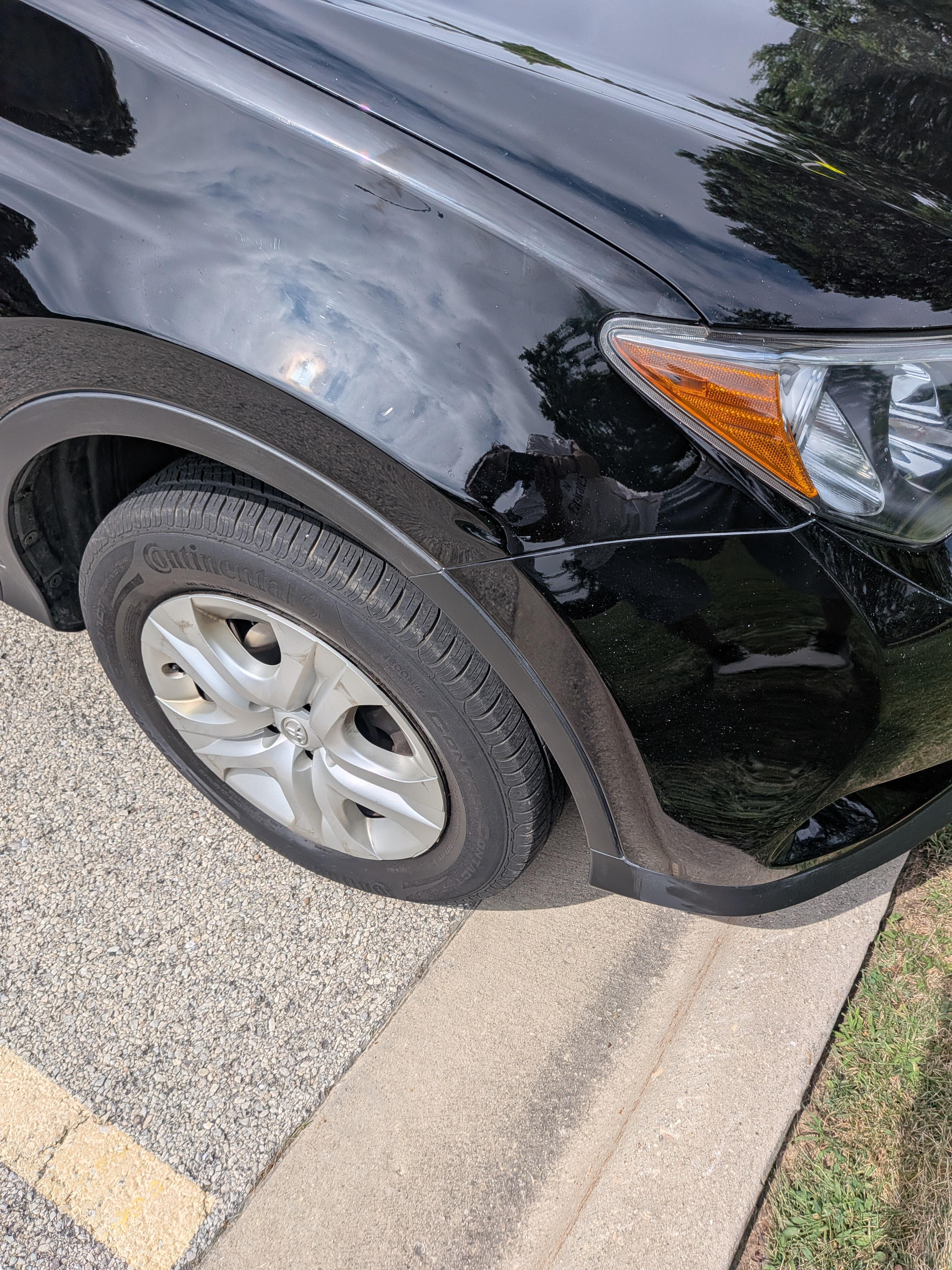 Used 2014 Toyota RAV4 LE AWD/4WD image 8