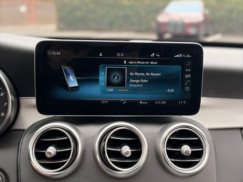 Used 2019 Mercedes-Benz C 300 Sedan image 11