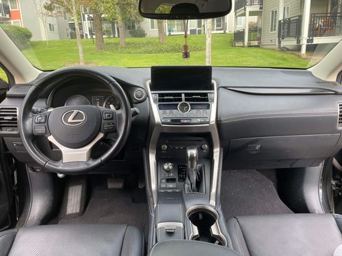 Used 2018 Lexus NX 300 FWD w/ Premium Package image 10