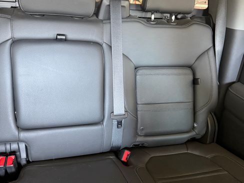 Used 2021 GMC Sierra 2500 Denali w/ Denali Ultimate Package image 21