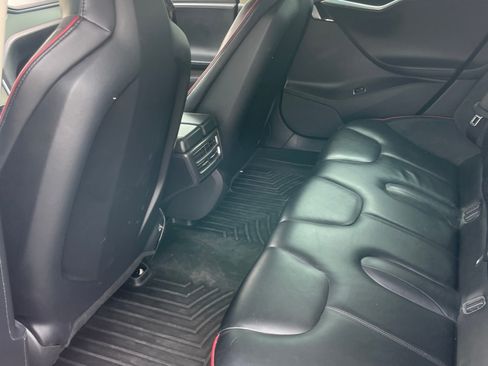 Used 2013 Tesla Model S Performance RWD image 20