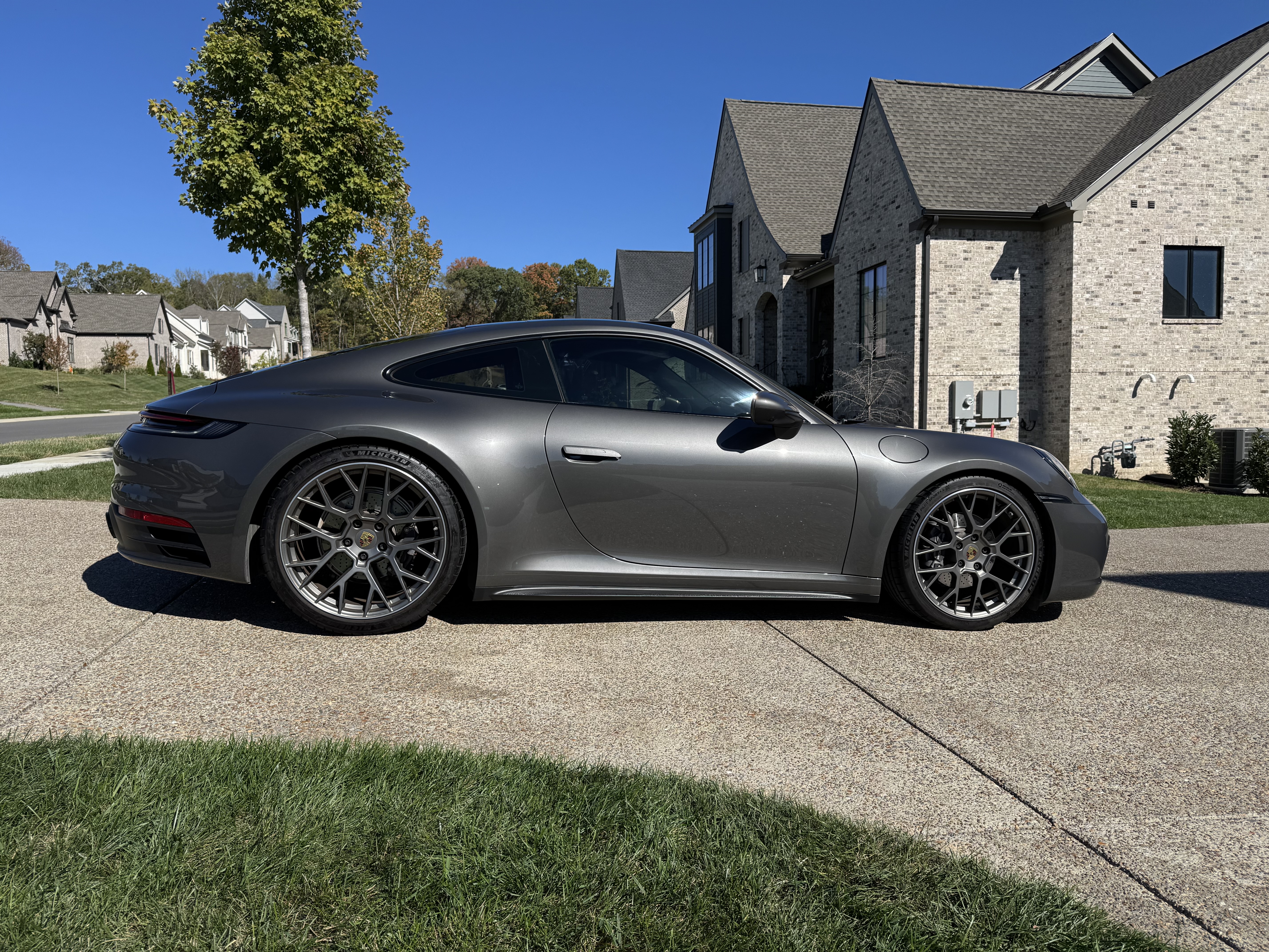 Used 2020 Porsche 911 Carrera image 9