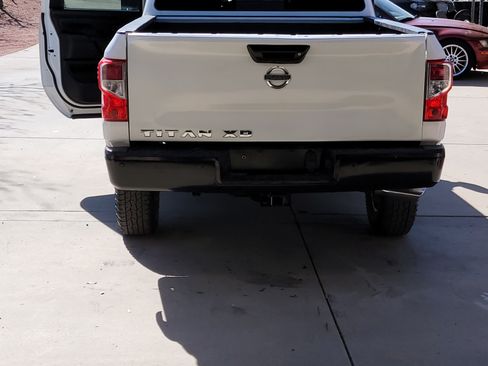 Used 2017 Nissan Titan S image 17
