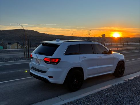 Used 2015 Jeep Grand Cherokee SRT w/ Trailer Tow Group IV image 2
