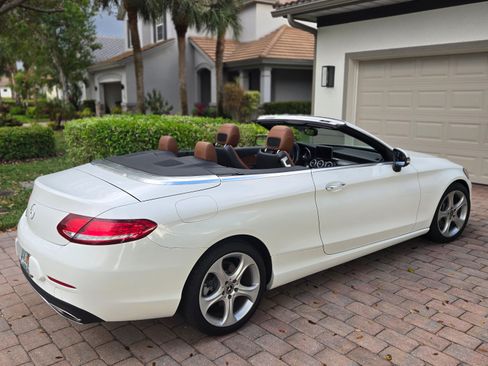 Used 2017 Mercedes-Benz C 300 Cabriolet image 8