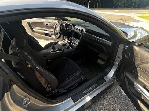 Used 2021 Ford Mustang Mach 1 w/ Mach 1 Handling Package image 8