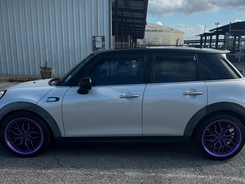 Used 2016 MINI Cooper S FWD image 1