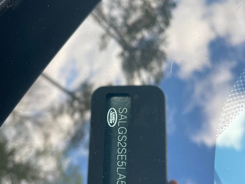 Used 2020 Land Rover Range Rover HSE image 14