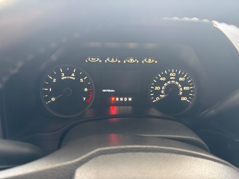 Used 2019 Ford F150 XLT w/ Equipment Group 301A Mid RWD image 8