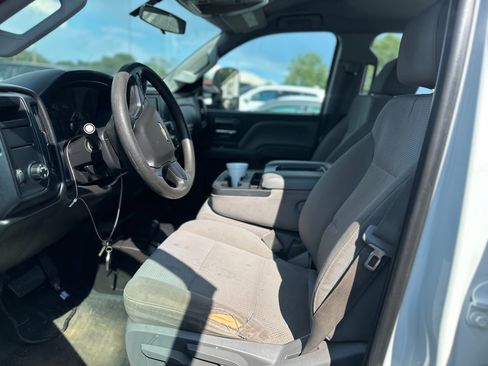 Used 2015 Chevrolet Silverado 2500 W/T AWD/4WD image 5