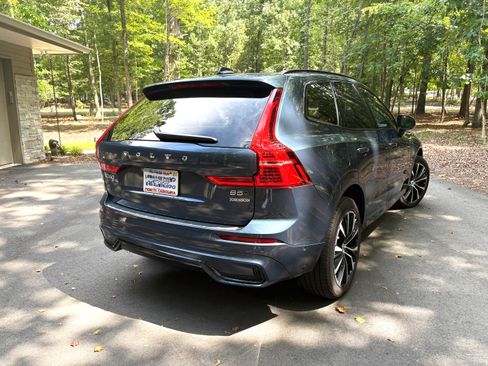 Used 2025 Volvo XC60 B5 Plus w/ Protection Package Premier AWD/4WD image 4