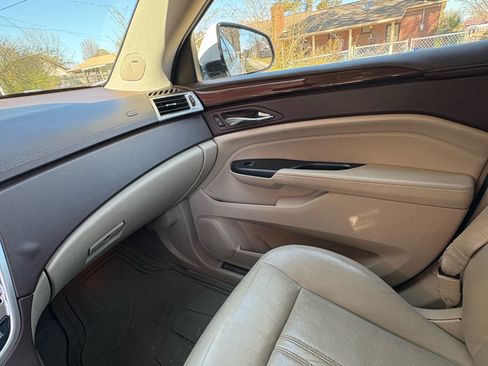 Used 2014 Cadillac SRX Performance w/ Driver Awareness Package image 10