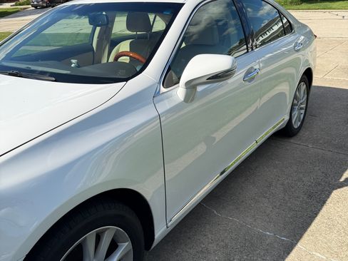 Used 2010 Lexus ES 350 FWD image 9