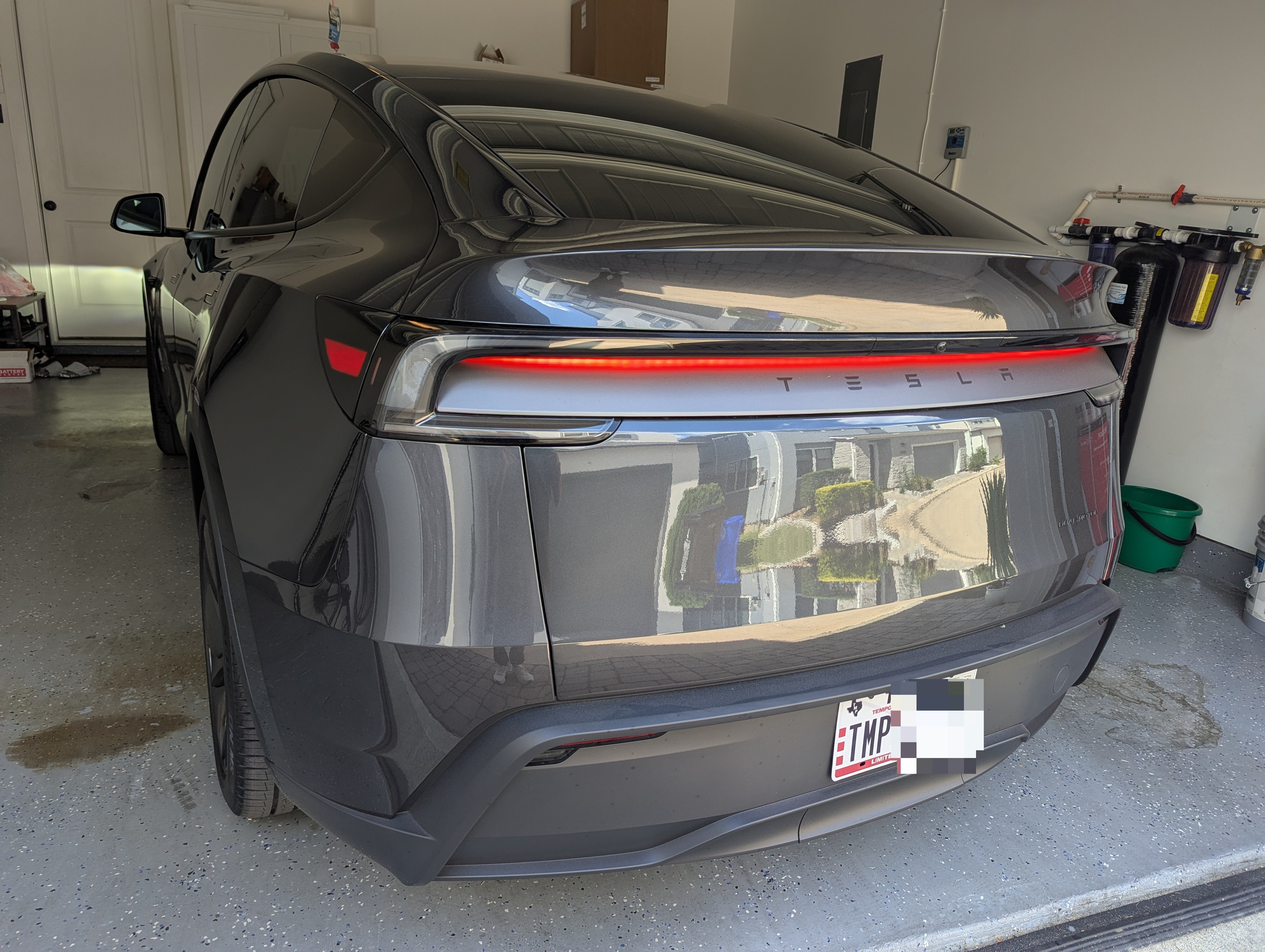 Used 2026 Tesla Model Y AWD image 8
