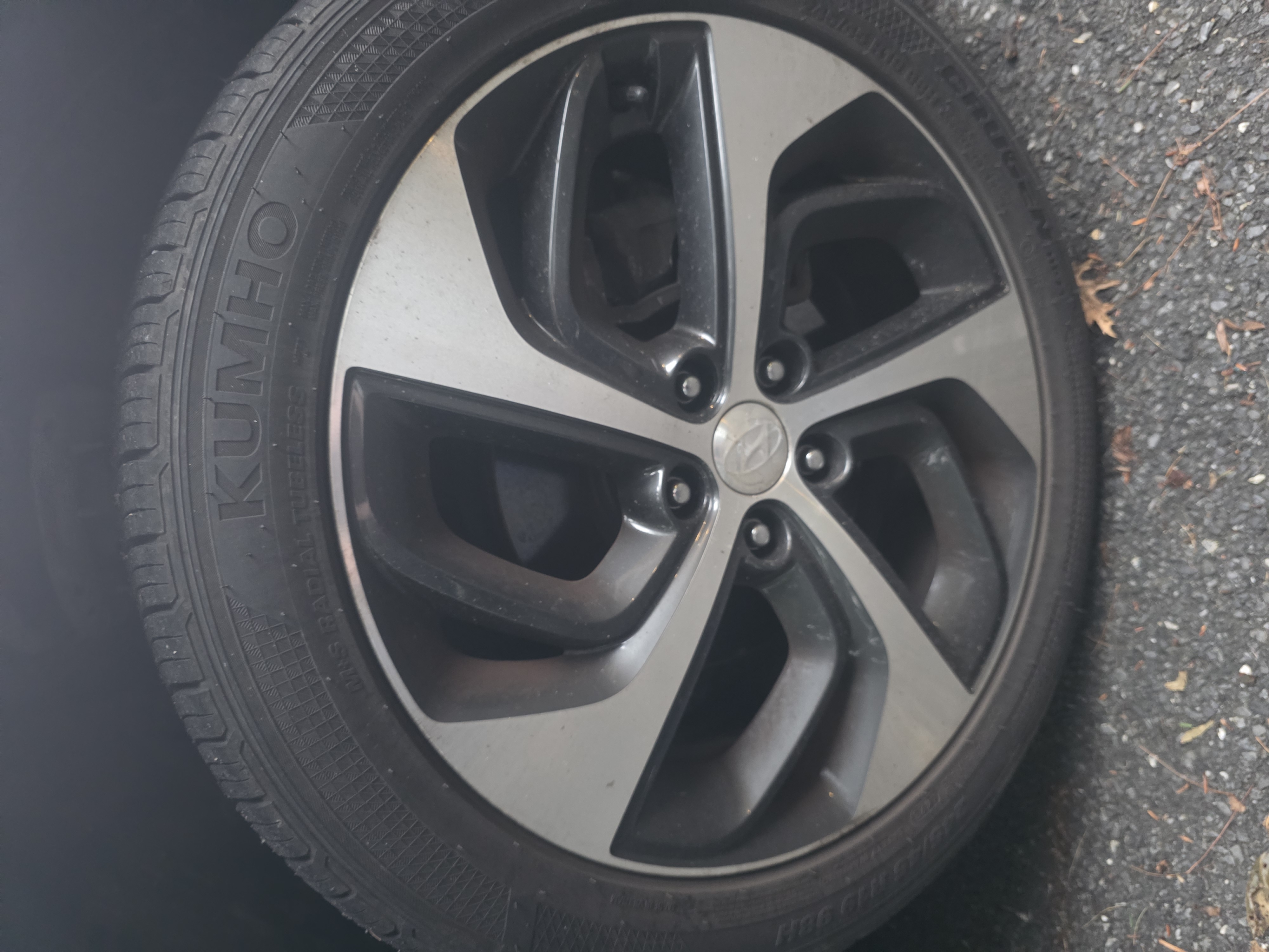 Used 2016 Hyundai Tucson Sport FWD image 6