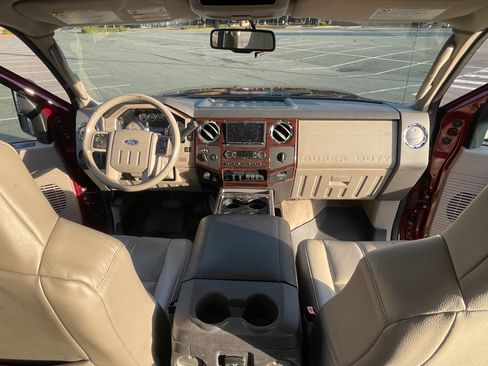 Used 2008 Ford F350 Lariat image 28