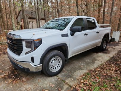 Used 2022 GMC Sierra 1500 Pro w/ Pro Value Package