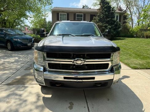 Used 2008 Chevrolet Silverado 2500 LT w/ 2LT Convenience Package AWD/4WD image 6