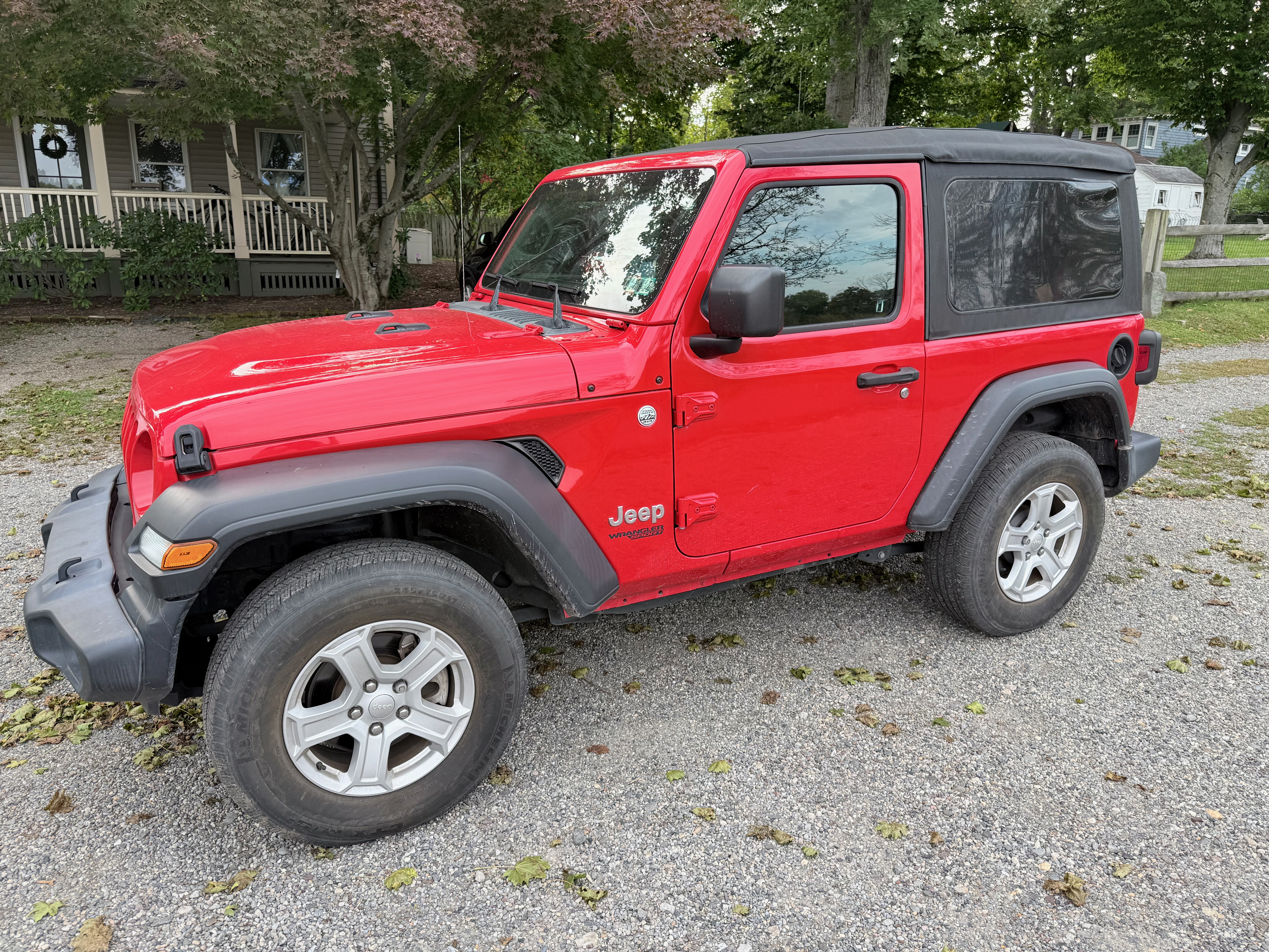 Used 2021 Jeep Wrangler Sport AWD/4WD image 5