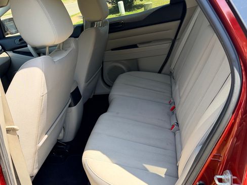 Used 2011 MAZDA CX-7 i SV FWD image 4