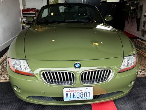 Used 2004 BMW Z4 3.0i RWD image 22