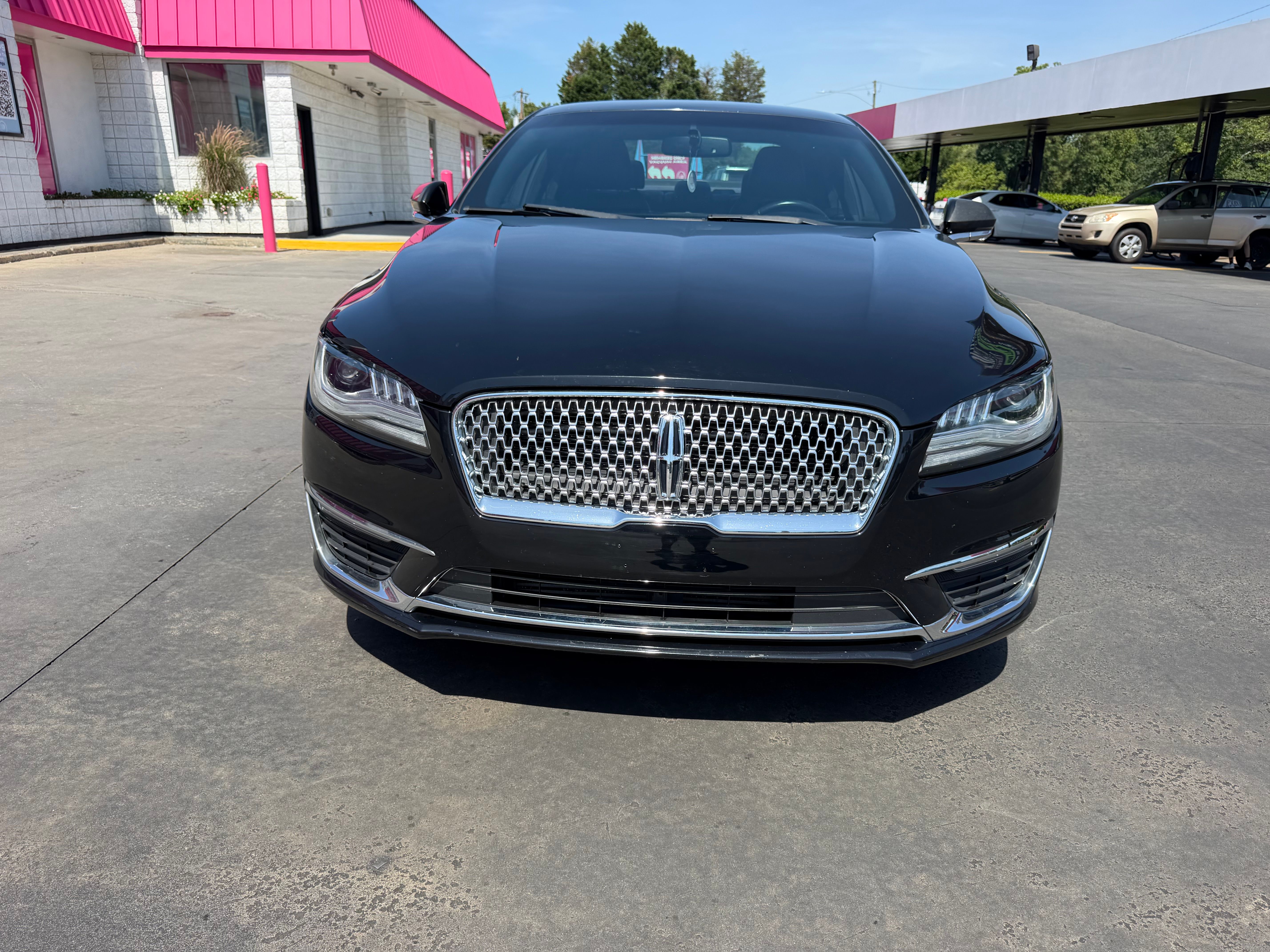 Used 2017 Lincoln MKZ Premiere FWD image 2