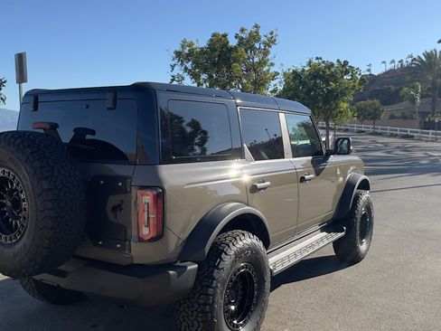 Used 2025 Ford Bronco Outer Banks AWD/4WD image 5