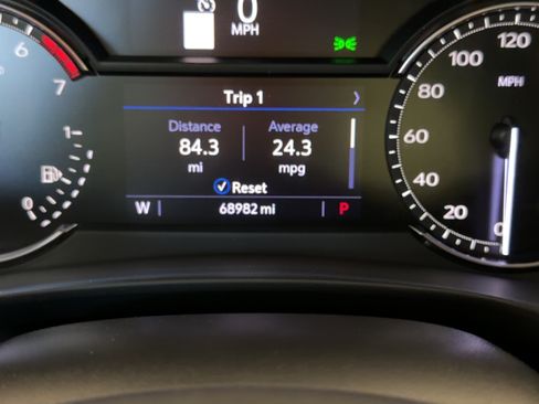 Used 2020 Cadillac XT4 Sport image 9