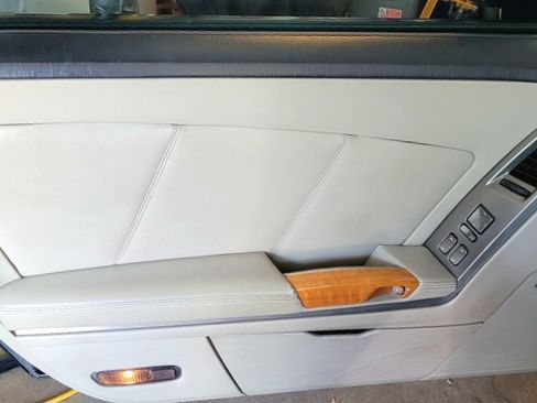 Used 2006 Cadillac XLR image 15