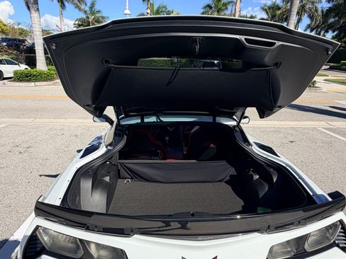 Used 2017 Chevrolet Corvette Z06 image 22