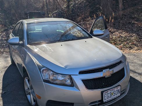 Used 2012 Chevrolet Cruze LT image 11