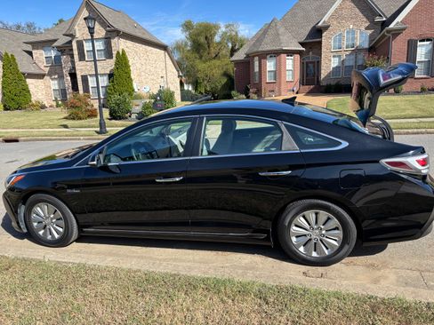 Used 2016 Hyundai Sonata SE image 5