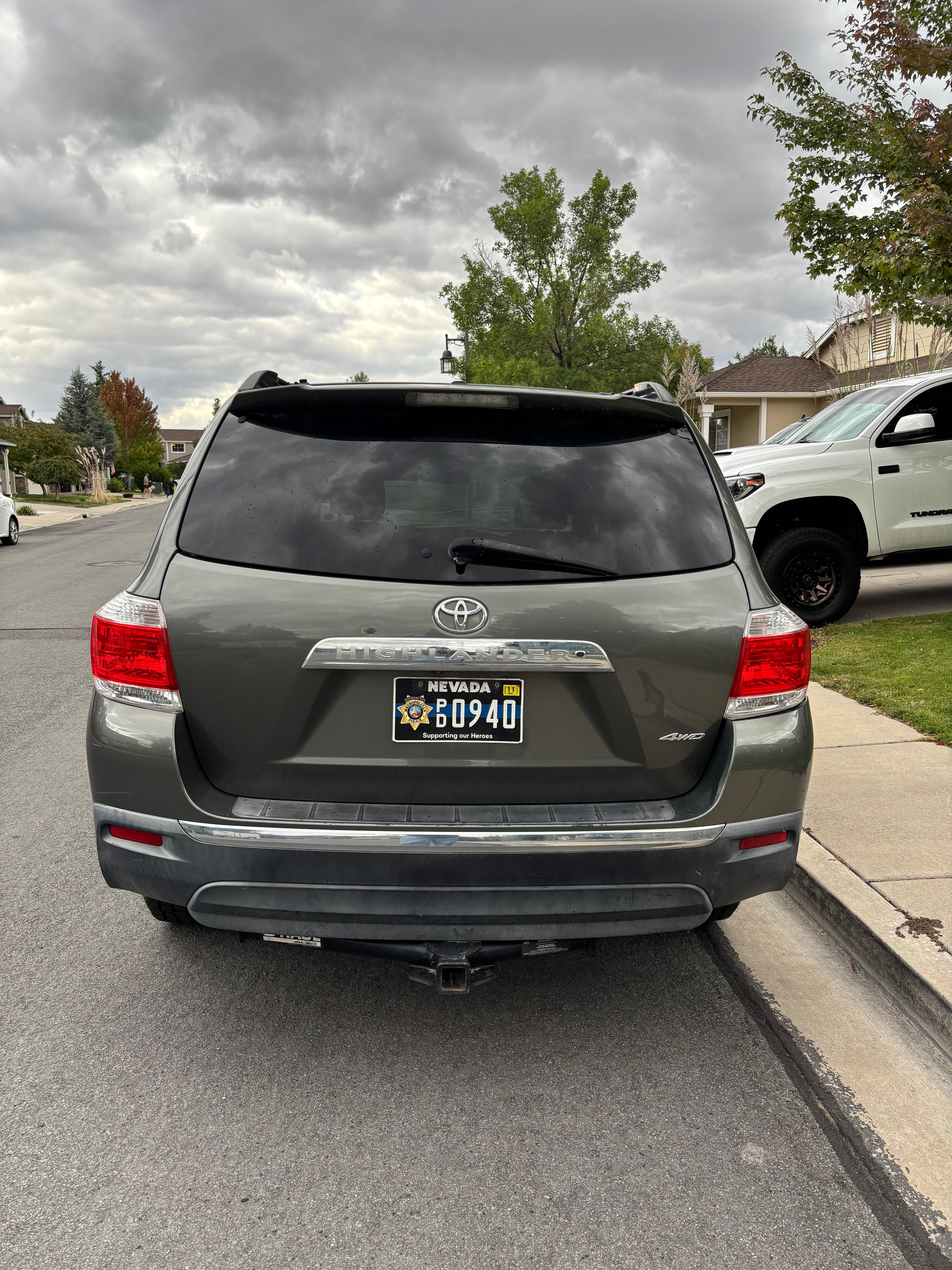 Used 2012 Toyota Highlander SE w/ Tow Pkg AWD/4WD image 10