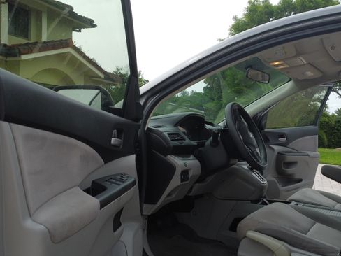 Used 2014 Honda CR-V EX image 9