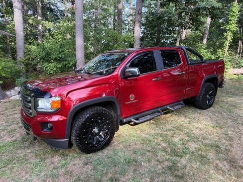 Used 2016 GMC Canyon SLT w/ Driver Alert Package image 2