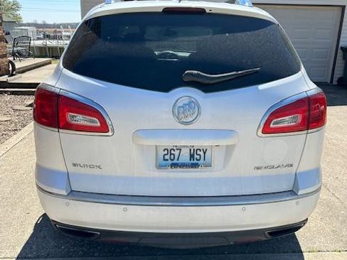 Used 2017 Buick Enclave Leather image 4