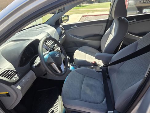 Used 2017 Hyundai Accent SE image 6