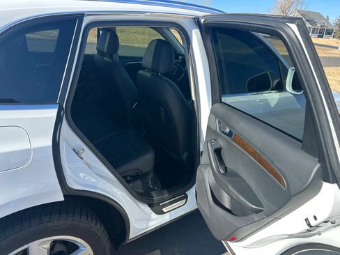 Used 2011 Audi Q5 2.0T Premium Plus image 8