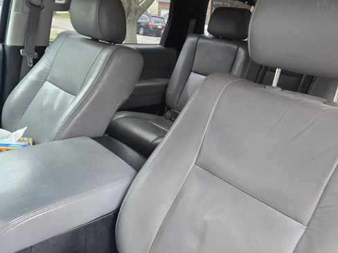 Used 2011 Toyota Sequoia Platinum image 6