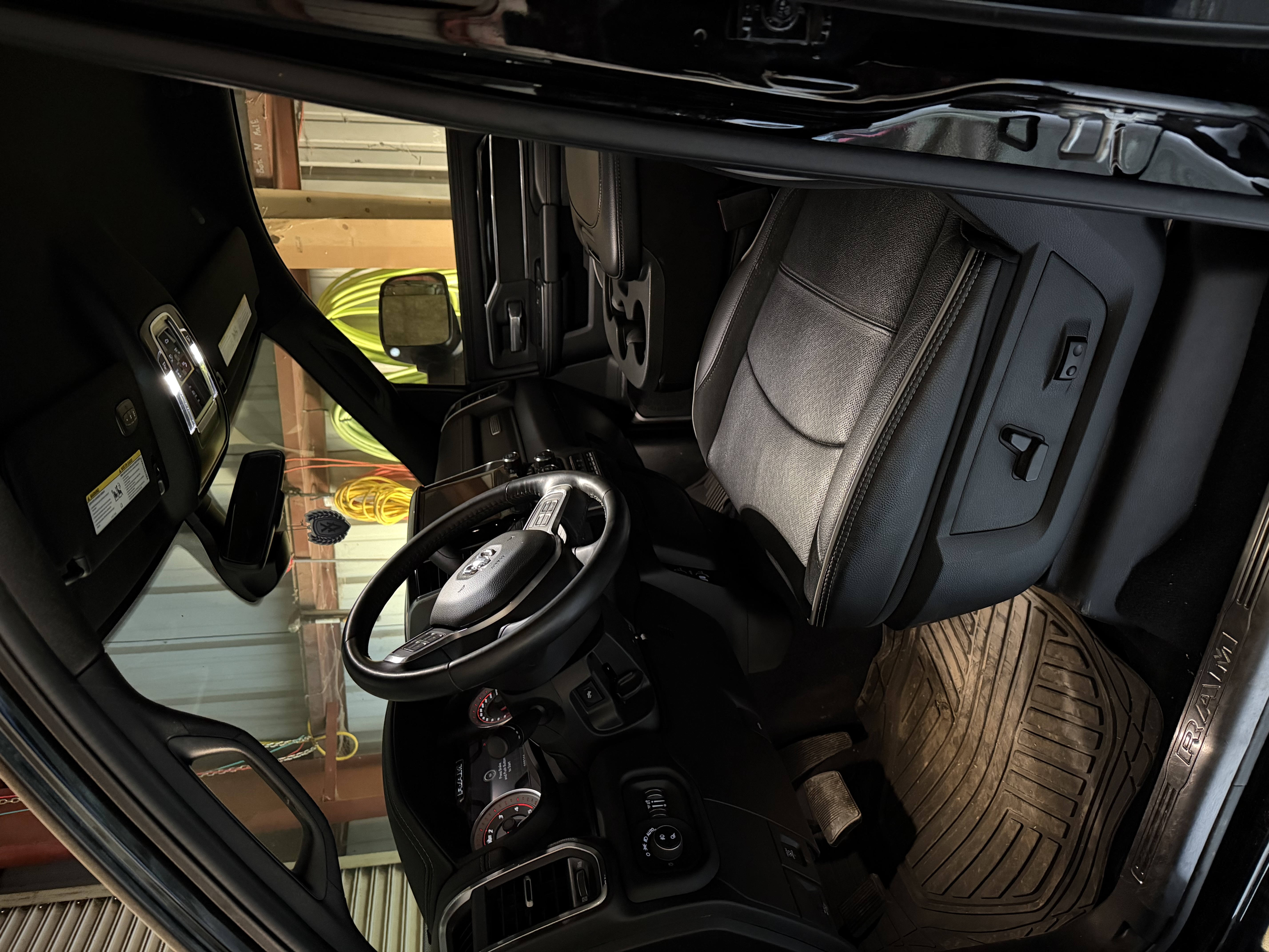 Used 2022 RAM 2500 Laramie w/ Night Edition AWD/4WD image 8