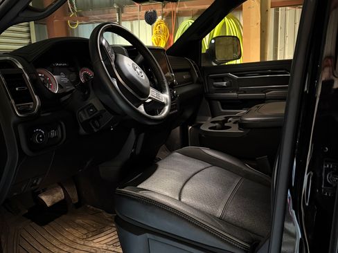 Used 2022 RAM 2500 Laramie w/ Night Edition AWD/4WD image 8