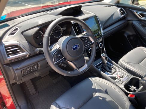 Used 2021 Subaru Forester Touring AWD/4WD image 14