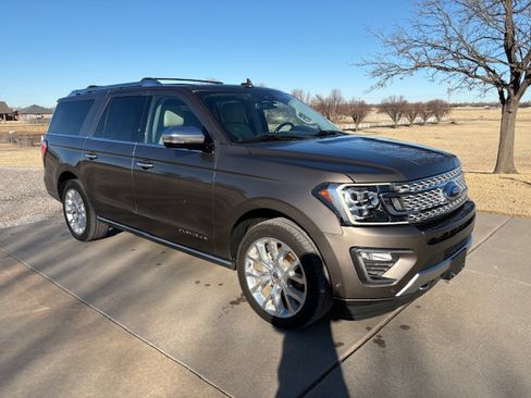 Used 2019 Ford Expedition Max Platinum image 13