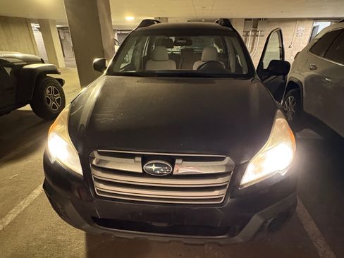 Used 2013 Subaru Outback 2.5i AWD/4WD image 1