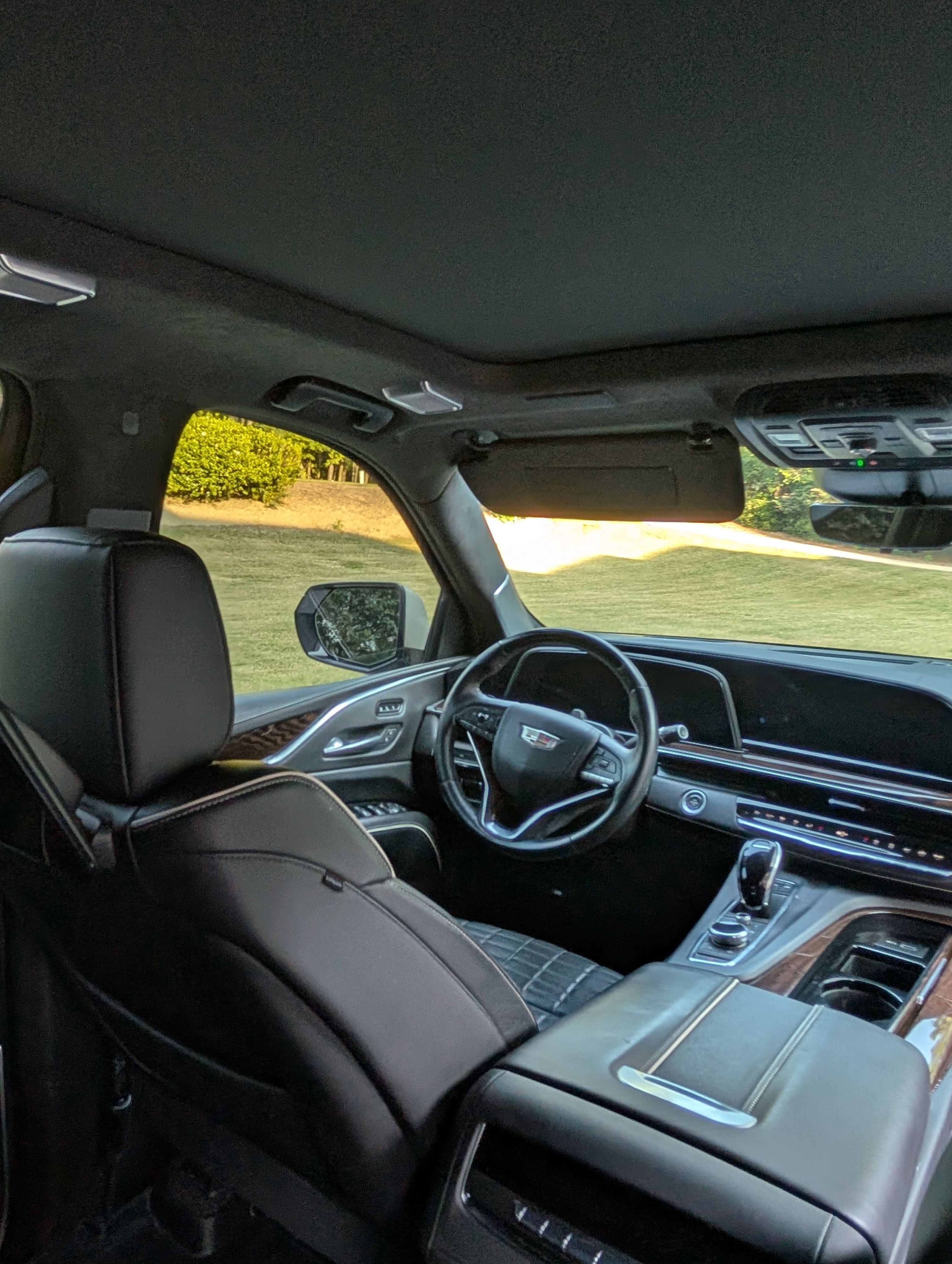 Used 2022 Cadillac Escalade ESV Premium Luxury Platinum w/ Heavy-Duty Trailer Package RWD image 8